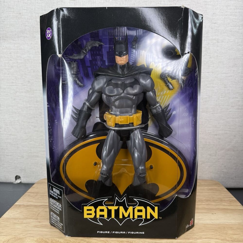 DC Batman 12" inch Action Figure Black/Gray Suit Mattel 2003 New